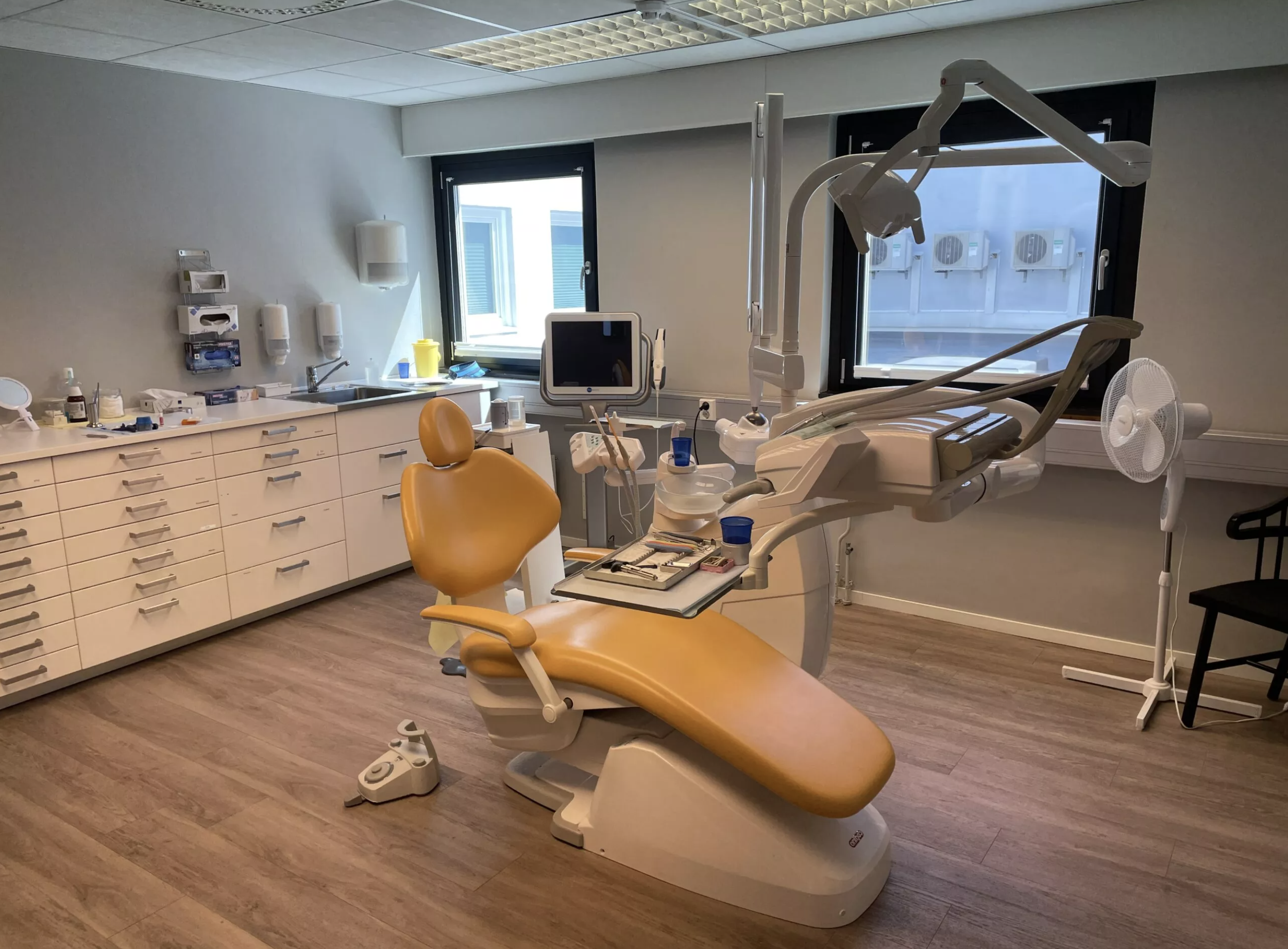 nova dental 1.webp